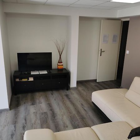 Logement Spacieux Rez-De-Chaussee, Jardin, Stationnement Devant, A 5 Minutes A Pied Du Centre De Sarlat Villa Dış mekan fotoğraf