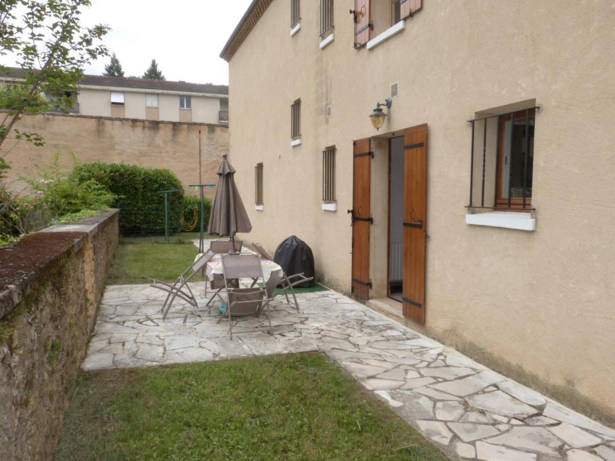 Logement Spacieux Rez-De-Chaussee, Jardin, Stationnement Devant, A 5 Minutes A Pied Du Centre De Sarlat Villa Dış mekan fotoğraf